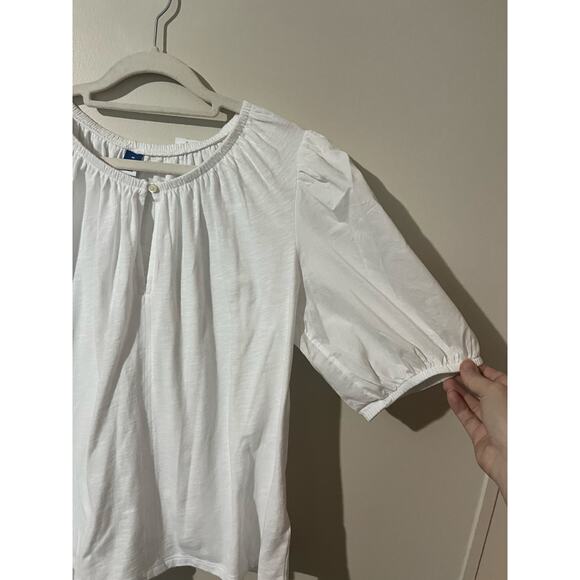 Old Navy Women’s Puff Sleeve Top M White Key Hole Coquette Cottage Flowy NWT - Picture 4 of 9